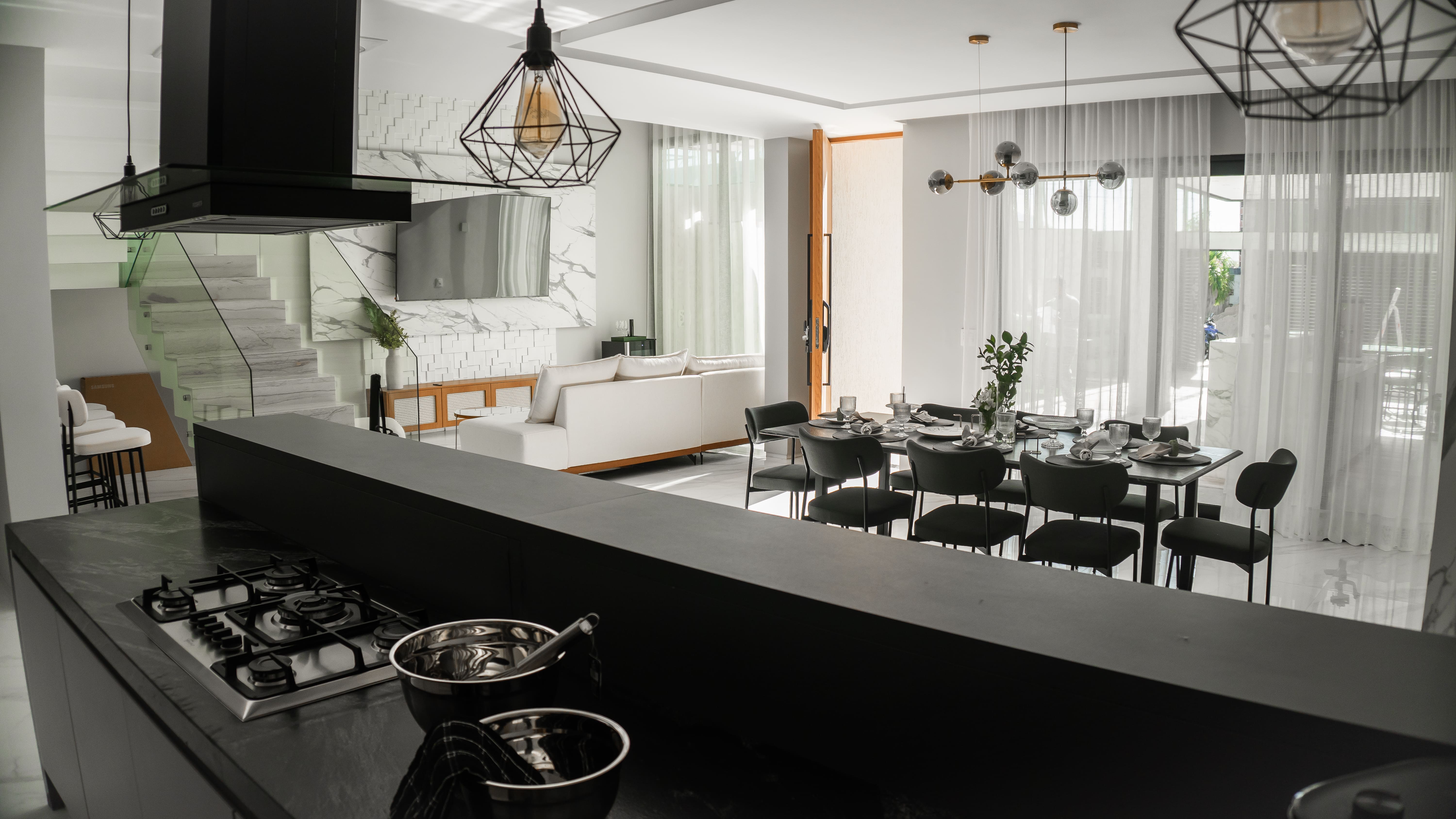 Obra residencial de alto padrão no Recreio dos Bandeirantes pela Exclusive Engenharia